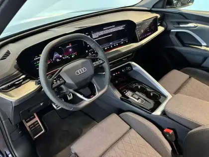 Photo 13 Audi Q5  Sportback e-hybrid 299 ch S tronic 7 Quattro