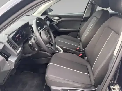 Photo 7 Audi A1  Sportback 30 TFSI 116 ch S tronic 7