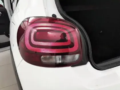 Photo 16 Citroën C3  PureTech 82 S&S BVM5