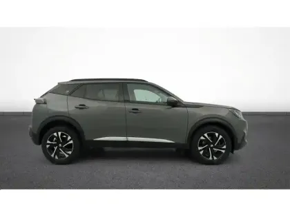 Photo 71 Peugeot 2008  PureTech 130 S&S BVM6
