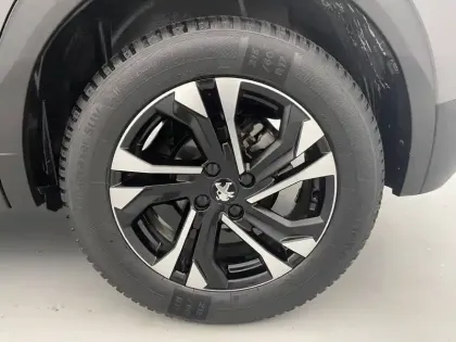 Photo 46 Peugeot 2008  PureTech 130 S&S BVM6