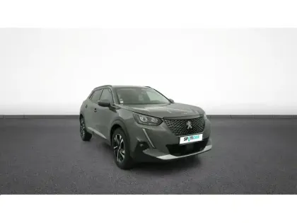 Photo 11 Peugeot 2008  PureTech 130 S&S BVM6