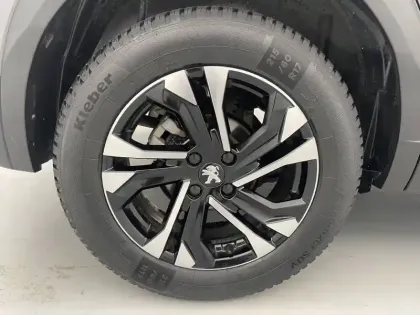 Photo 18 Peugeot 2008  PureTech 130 S&S BVM6