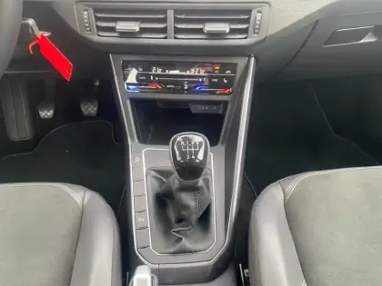 Photo 11 Volkswagen Polo  1.0 TSI 95 S&S BVM5