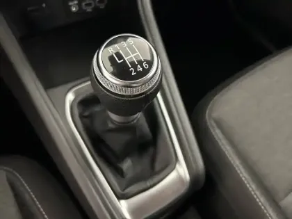 Photo 12 Renault Captur  TCe 90