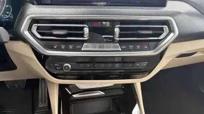 Photo 26 BMW X3  xDrive 30e 292ch BVA8