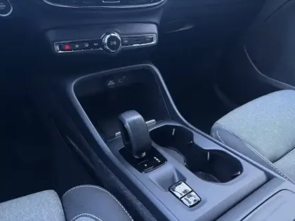 Photo 30 Volvo Xc40  B3 163 ch DCT7