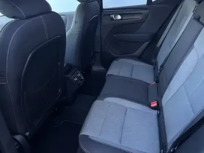 Photo 21 Volvo Xc40  B3 163 ch DCT7