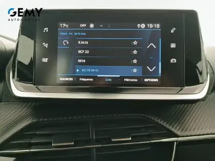 Photo 54 Peugeot 2008  PureTech 100 S&S BVM6