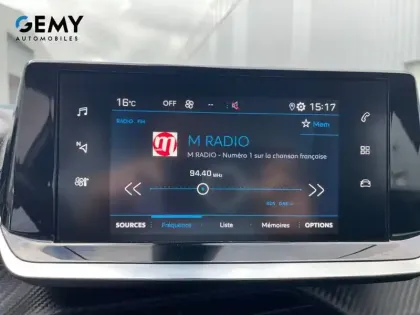 Photo 16 Peugeot 2008  PureTech 100 S&S BVM6