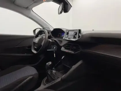 Photo 26 Peugeot 208  PureTech 75 S&S BVM5