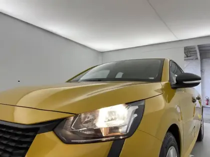 Photo 23 Peugeot 208  PureTech 75 S&S BVM5