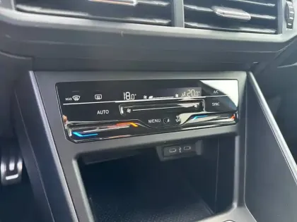 Photo 40 Volkswagen Polo  1.0 TSI 95 S&S BVM5