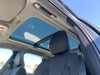 Photo 16 Volvo Xc60  T6 AWD Hybride rechargeable 253 ch+145 ch Geartronic 8