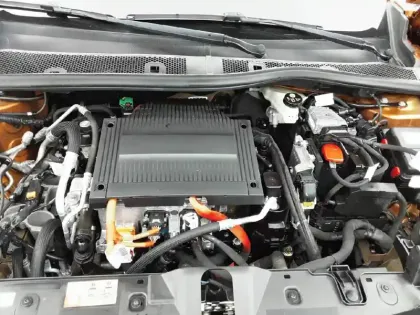 Photo 40 Peugeot 2008  Moteur électrique 136 ch