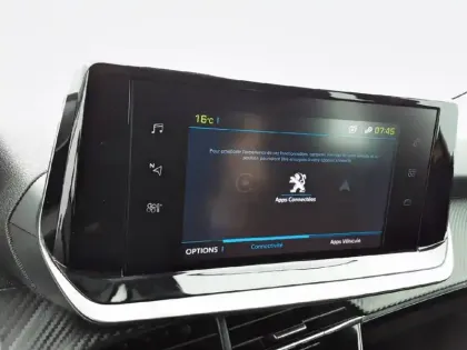 Photo 49 Peugeot 2008  Moteur électrique 136 ch