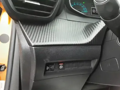 Photo 44 Peugeot 2008  Moteur électrique 136 ch