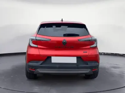 Photo 8 Renault Captur  E-Tech full hybrid 145 ch