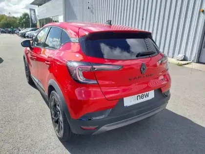 Photo 3 Renault Captur  E-Tech full hybrid 145 ch