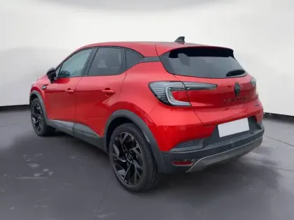 Photo 7 Renault Captur  E-Tech full hybrid 145 ch