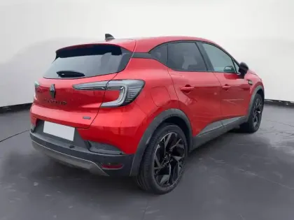 Photo 9 Renault Captur  E-Tech full hybrid 145 ch