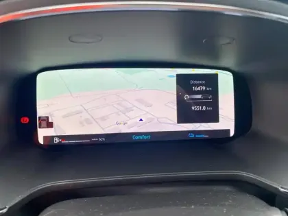 Photo 19 Renault Captur  E-Tech full hybrid 145 ch