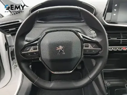 Photo 29 Peugeot 208  Electrique 50 kWh 136ch