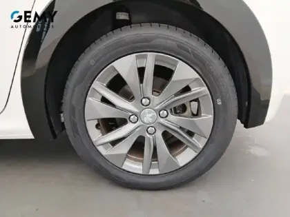 Photo 27 Peugeot 208  Electrique 50 kWh 136ch