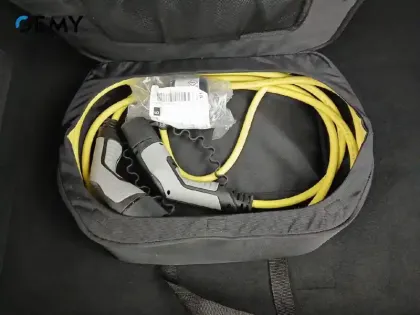 Photo 37 Peugeot 208  Electrique 50 kWh 136ch