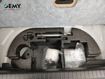 Photo 38 Peugeot 208  Electrique 50 kWh 136ch