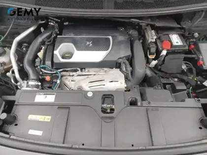 Photo 63 DS DS 7 DS7 Crossback PureTech 180 EAT8