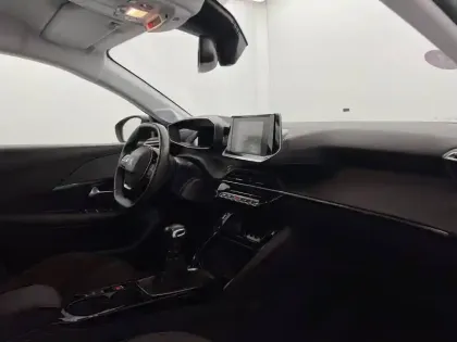 Photo 25 Peugeot 208  PureTech 100 S&S BVM6