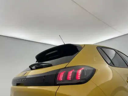 Photo 29 Peugeot 208  PureTech 100 S&S BVM6