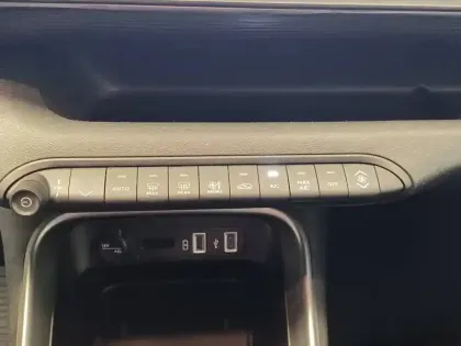 Photo 33 Jeep Avenger  1.2 Turbo T3 100 ch