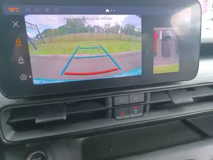 Photo 41 Jeep Avenger  1.2 Turbo T3 100 ch