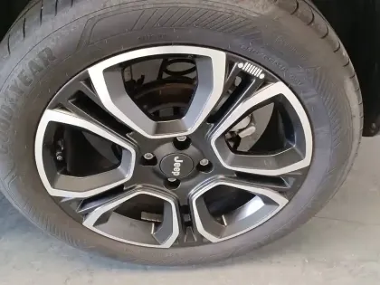 Photo 20 Jeep Avenger  1.2 Turbo T3 100 ch