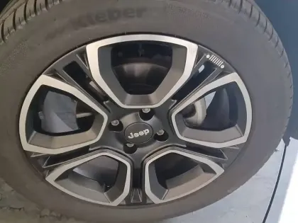 Photo 14 Jeep Avenger  1.2 Turbo T3 100 ch