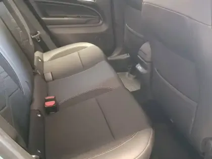 Photo 15 Jeep Avenger  1.2 Turbo T3 100 ch