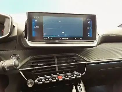 Photo 14 Peugeot 208  PureTech 100 S&S BVM6