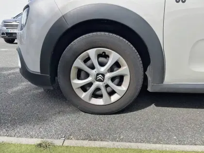 Photo 12 Citroën C3  PureTech 83 S&S BVM5