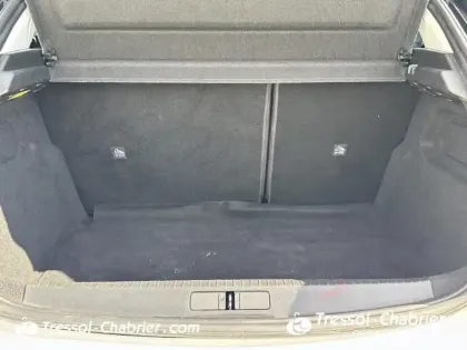 Photo 7 Opel Corsa  Electrique 136 ch & Batterie 50 kWh Edition