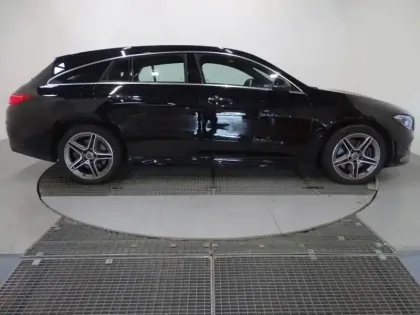 Photo 3 Mercedes CLA  Shooting Brake 250 e 160+102ch AMG Line 8G-DCT