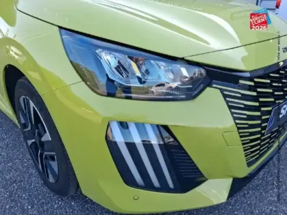 Photo 42 Peugeot 208  1.2 PureTech 100ch S/S Allure Camera Carplay