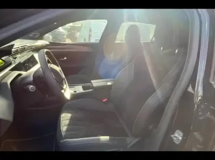 Photo 9 Peugeot 408  Hybrid 136ch GT e-DCS6