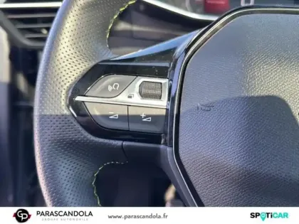 Photo 12 Peugeot 208  1.5 BlueHDi 100ch S&S GT