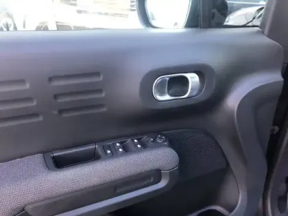 Photo 12 Citroën C3 Aircross PureTech 110 S&S BVM6 Shine