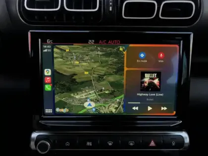 Photo 8 Citroën C3 Aircross PureTech 110 S&S BVM6 Shine