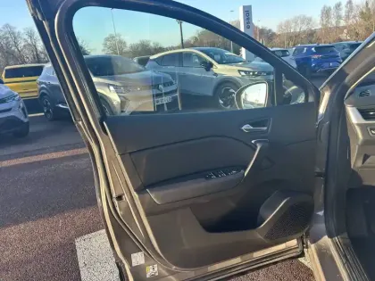 Photo 29 Renault Captur  TCe 90