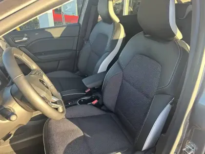 Photo 27 Renault Captur  TCe 90