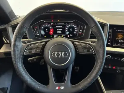 Photo 14 Audi A1  Sportback 35 TFSI 150 ch S tronic 7